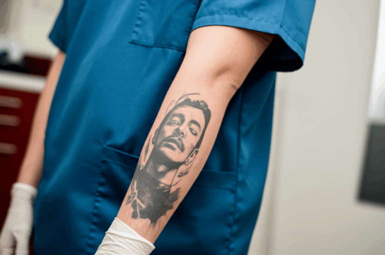 Can Dentists Have Tattoos Navigating Professionalism Patient Perception and the Modern Dental Workplace