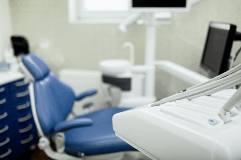 What Is the Abbreviation for a Dentist Understanding DDS and DMD